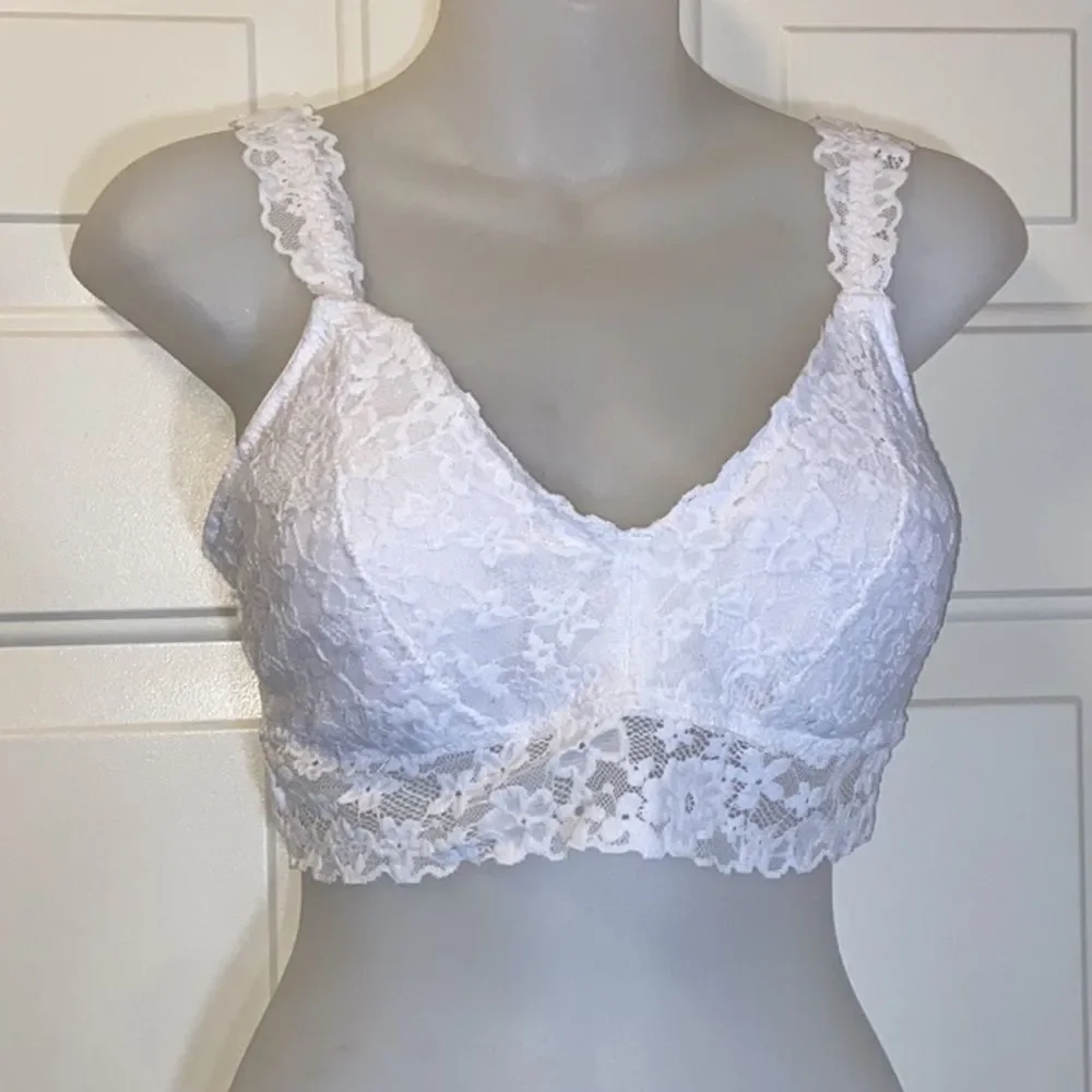 No Boundaries White Lace Bralette Size L